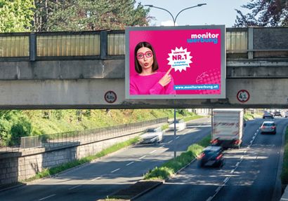 LED Wall im Roadside Bereich von monitorwerbung